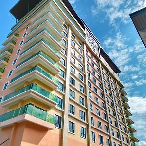 Hotel Kapalai Semporna