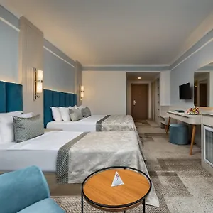 Double or Twin Room Partial Sea View
